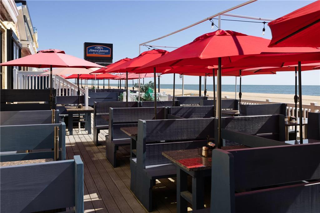 Howard Johnson Plaza By Wyndham Ocean City Oceanfront Restaurant foto